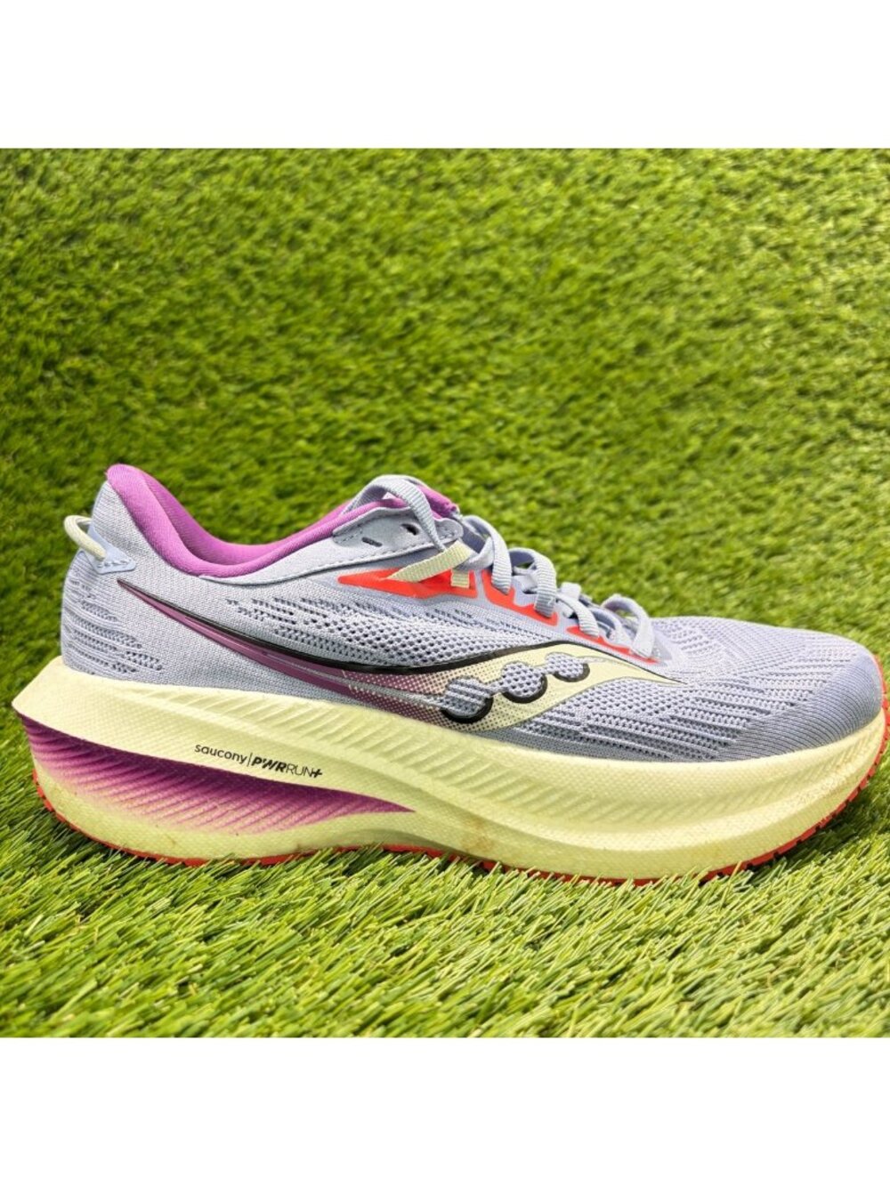 Saucony Triumph 21 Womens Size 8.5 Purple White Athletic Running Shoes Sneakers